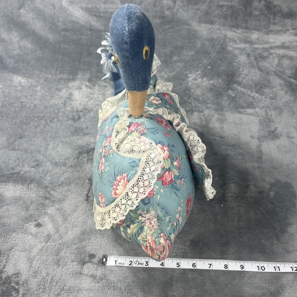 Vintage Country Goose Figurine Farmhouse Decor Stuffed Cottage‎ Blue Floral Lace